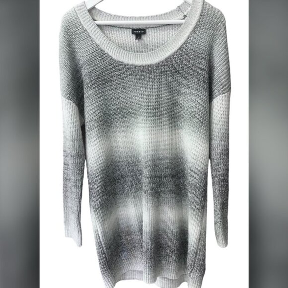 Torrid Pullover Drop Shoulder Tunic Sweater Gray Women's Plus Size 1x 14/16 - Picture 2 of 7